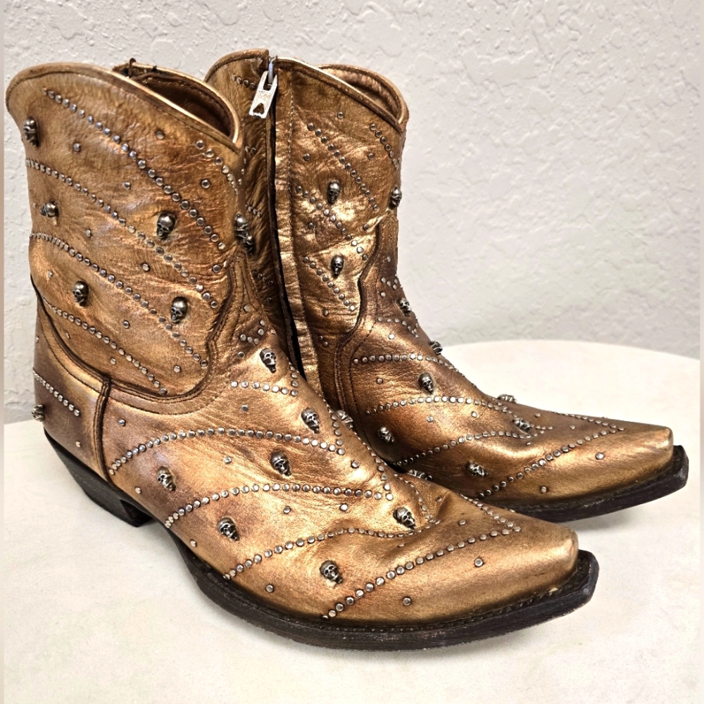 Old Gringo RARE Gold Metallic Short Leather Cowboy Boots With Skull Studs 8.5